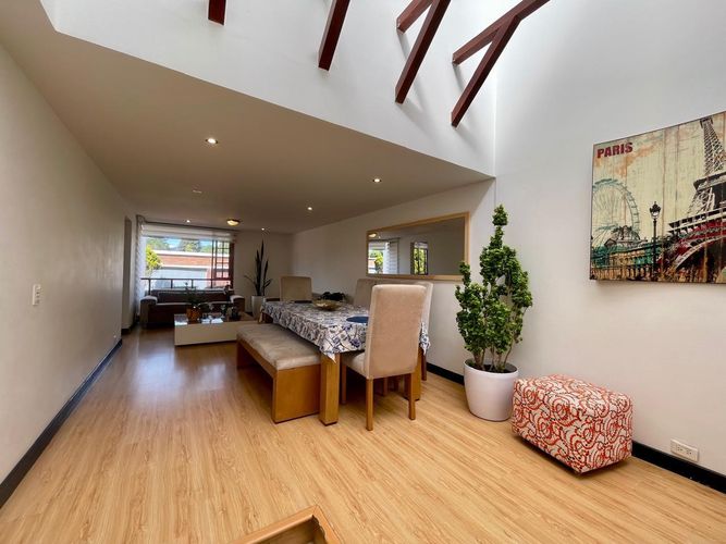 Casa de 4 alcobas en venta en Ciudad Alsacia, Bogotá, 260 m² · foto 2 de 14