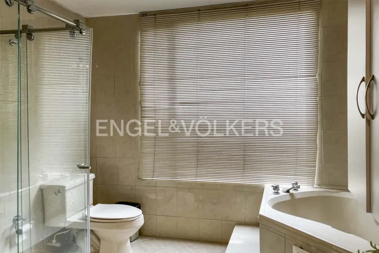 Apartamento de 3 alcobas en venta en La Carolina, Bogotá, 182 m² · foto 8 de 11