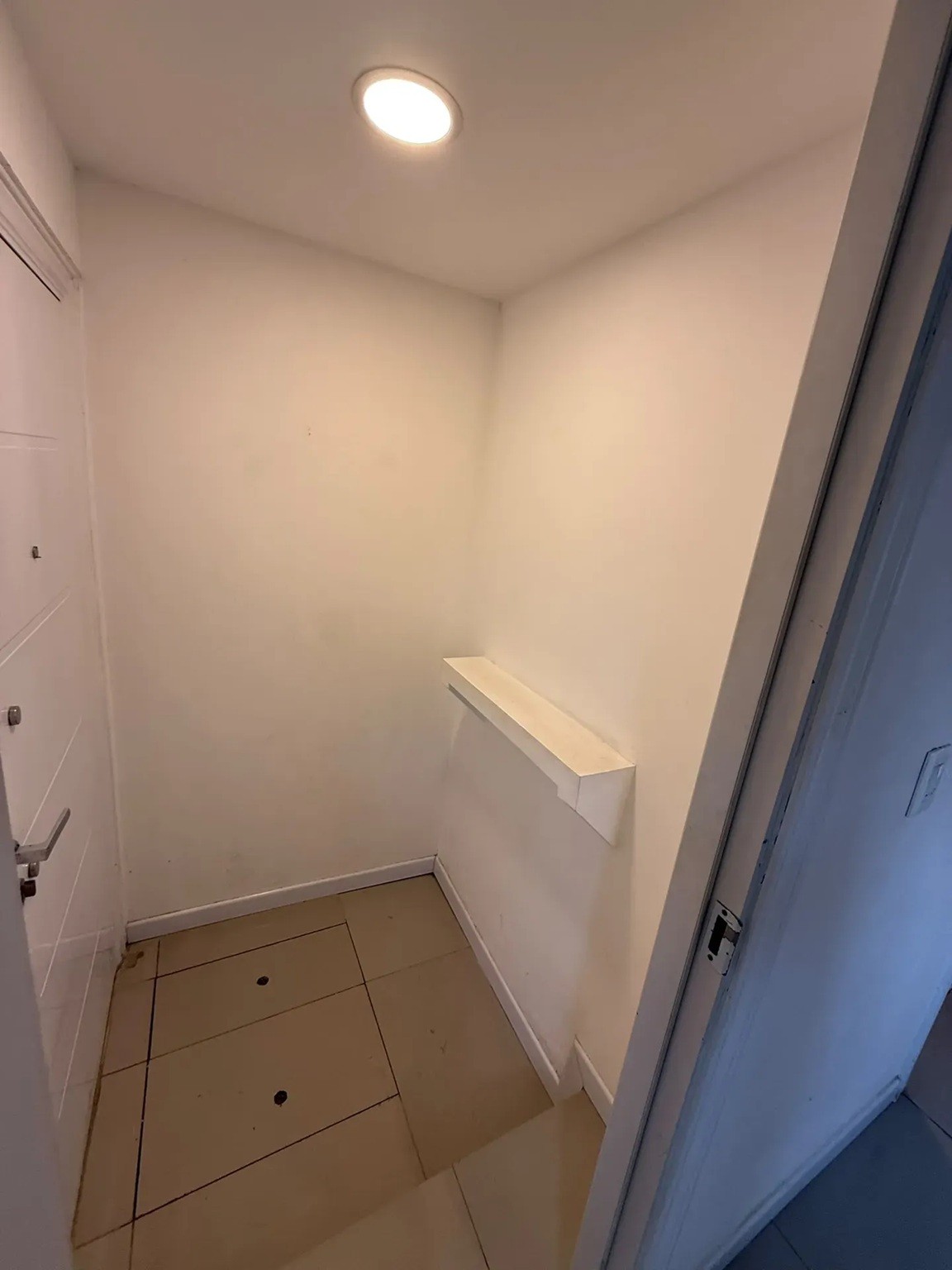 ALQUILER EN CORDON EN PLANTA BAJA DE 1 DORMITORIO, RECICLADO CON PATIO, SIN GASTOS COMUNES · Foto 7