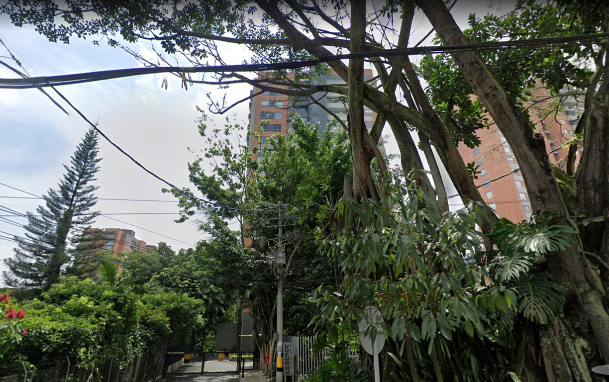 Apartamento en venta en Loma Del Escobero, Envigado · foto 2 de 18