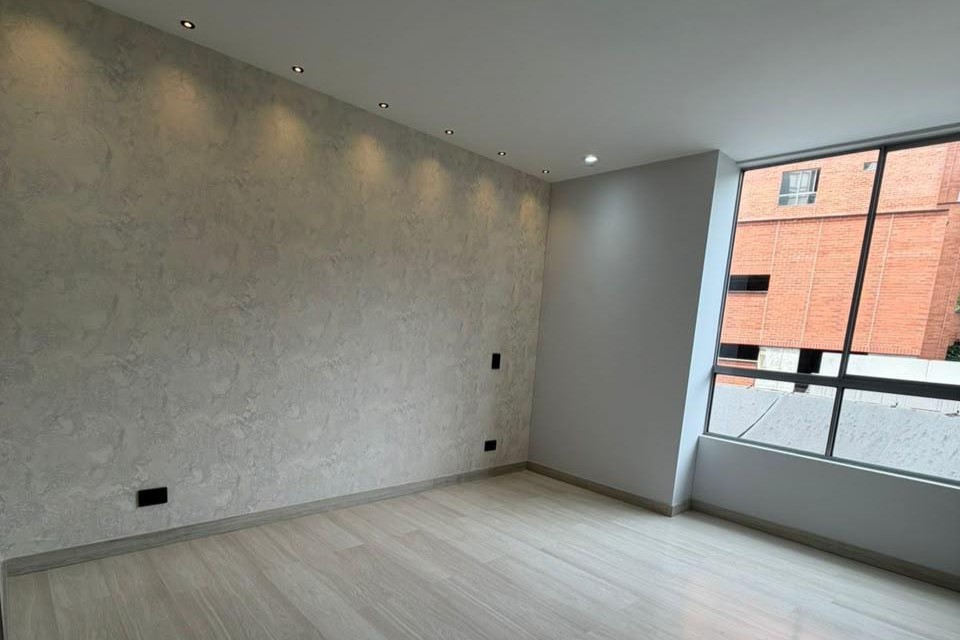 Apartamento en venta en Loma Del Escobero, Envigado · foto 13 de 18