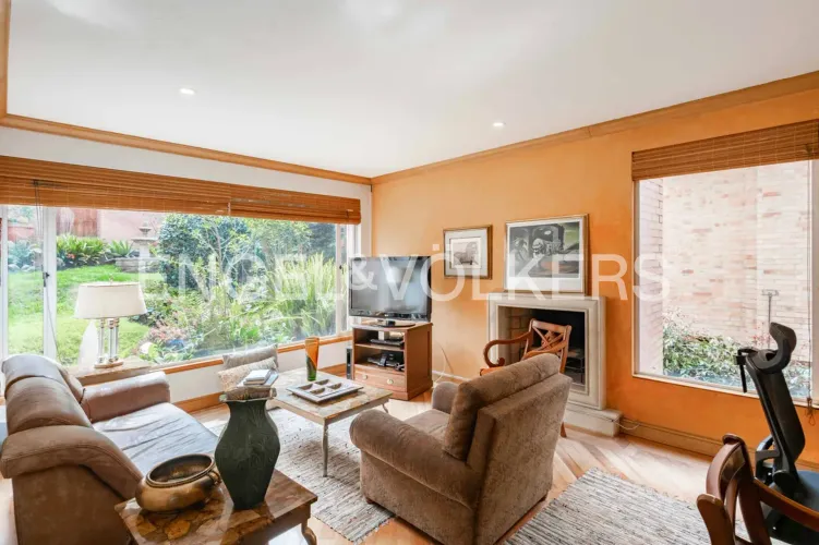 Casa de 4 alcobas en venta en Arrayanes, Bogotá, 400 m² · foto 4 de 14
