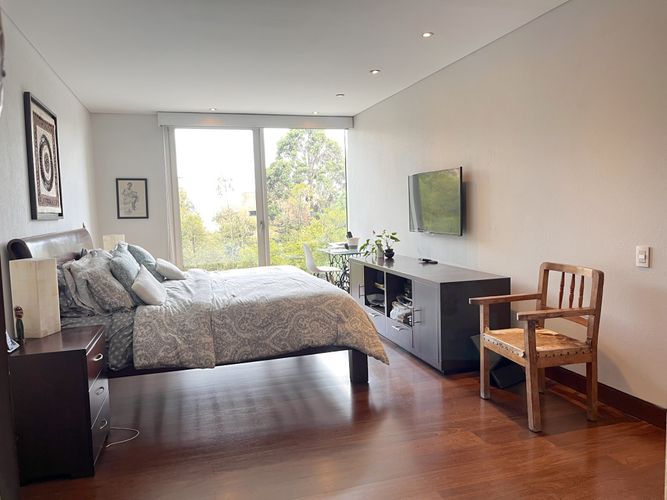 Apartamento de 3 alcobas en venta en Los Rosales, Bogotá, 290 m² · foto 15 de 24