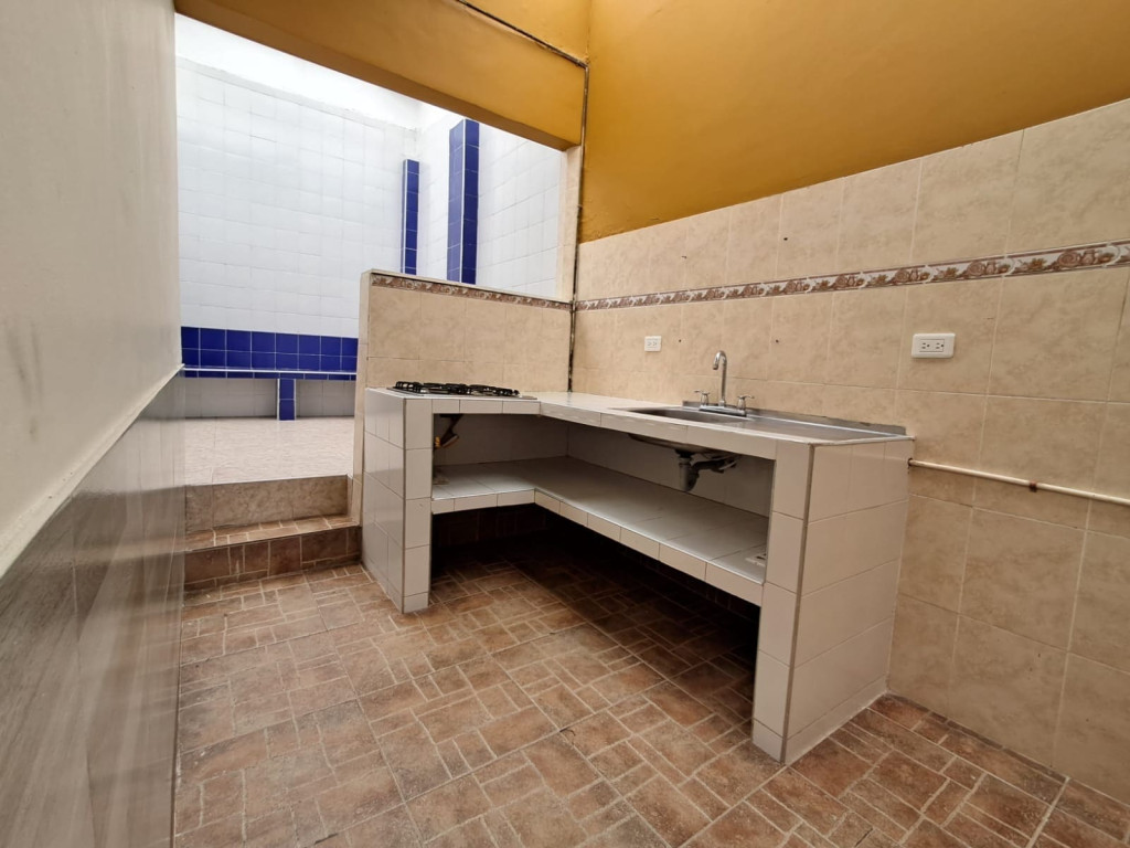 Casa en venta en Girardot, Bogotá · foto 2 de 13