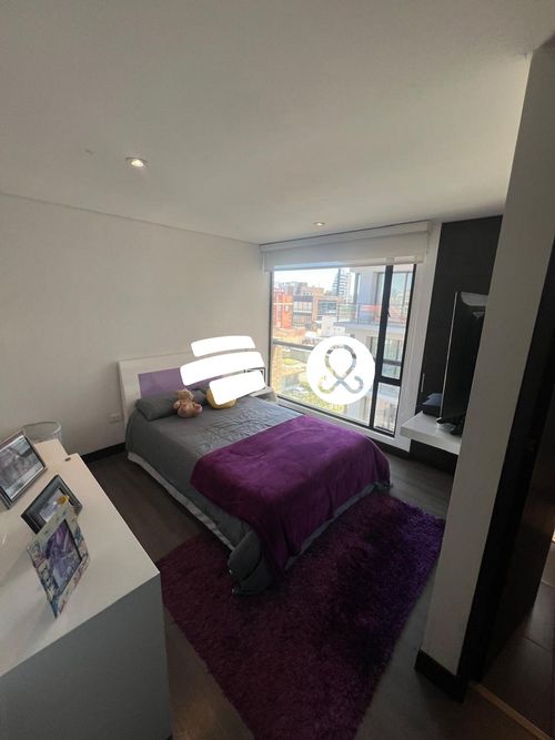 Apartamento de 3 alcobas en venta en Chicó Navarra, Bogotá, 135 m² · foto 5 de 22