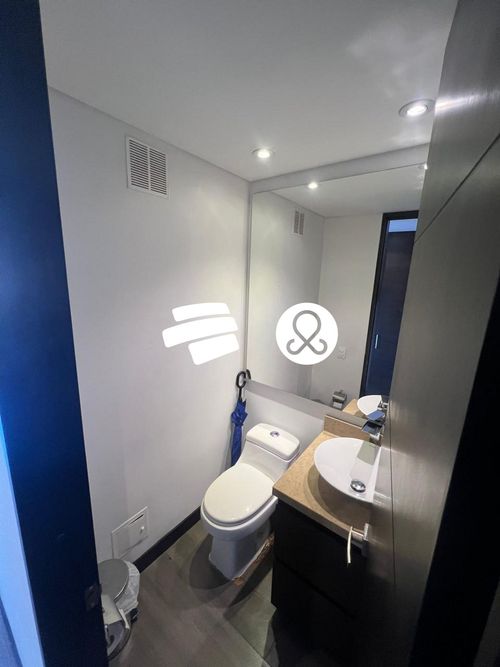 Apartamento de 3 alcobas en venta en Chicó Navarra, Bogotá, 135 m² · foto 8 de 22