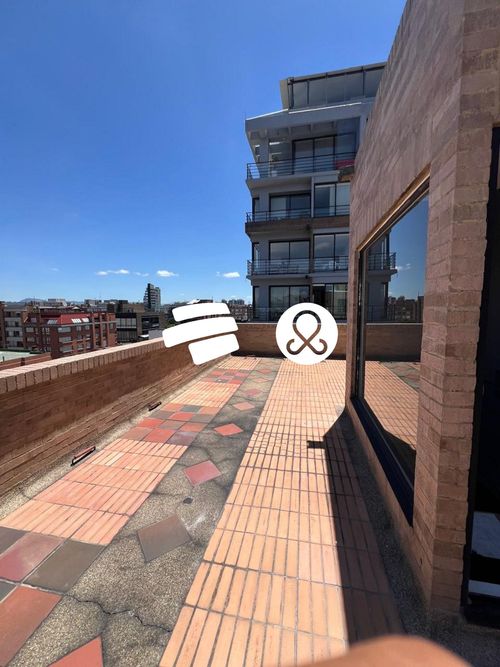 Apartamento de 3 alcobas en venta en Chicó Navarra, Bogotá, 135 m² · foto 20 de 22