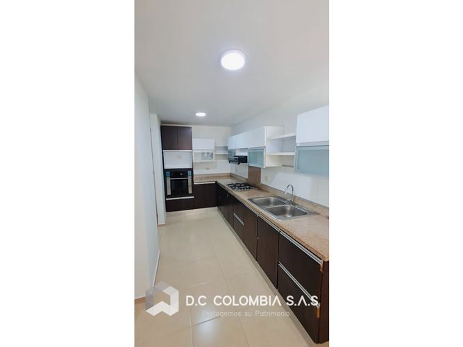 Apartamento de 3 alcobas en venta en La Campiña, Cali, 128 m² · foto 8 de 15