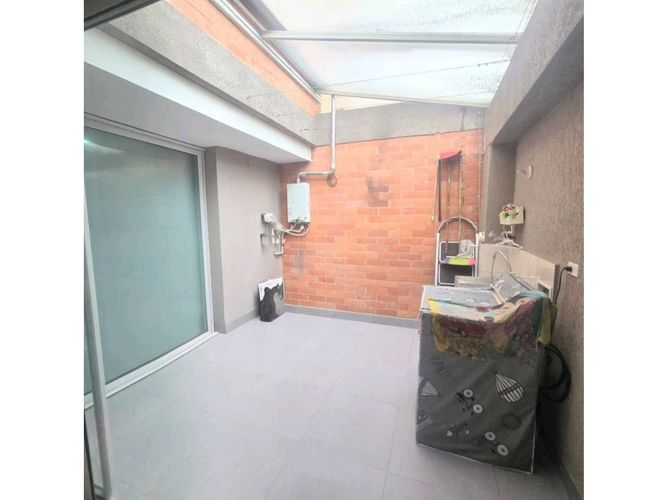 Casa de 3 alcobas en venta en Cota, 186 m² · foto 11 de 18