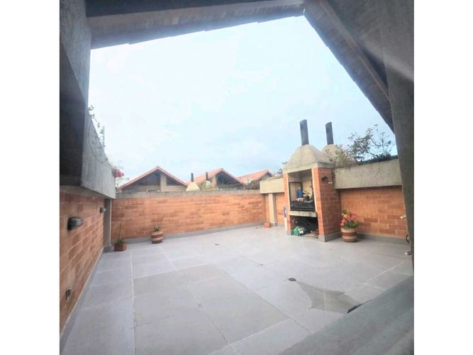 Casa de 3 alcobas en venta en Cota, 186 m² · foto 16 de 18