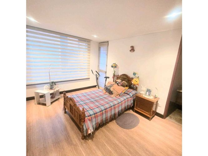 Casa de 3 alcobas en venta en Cota, 186 m² · foto 17 de 18