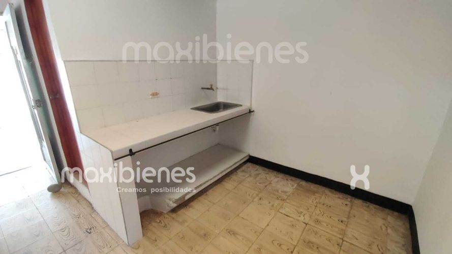 Apartamento de 1 alcoba en arriendo en La Chinita, Apartado, 50 m² · foto 4 de 10