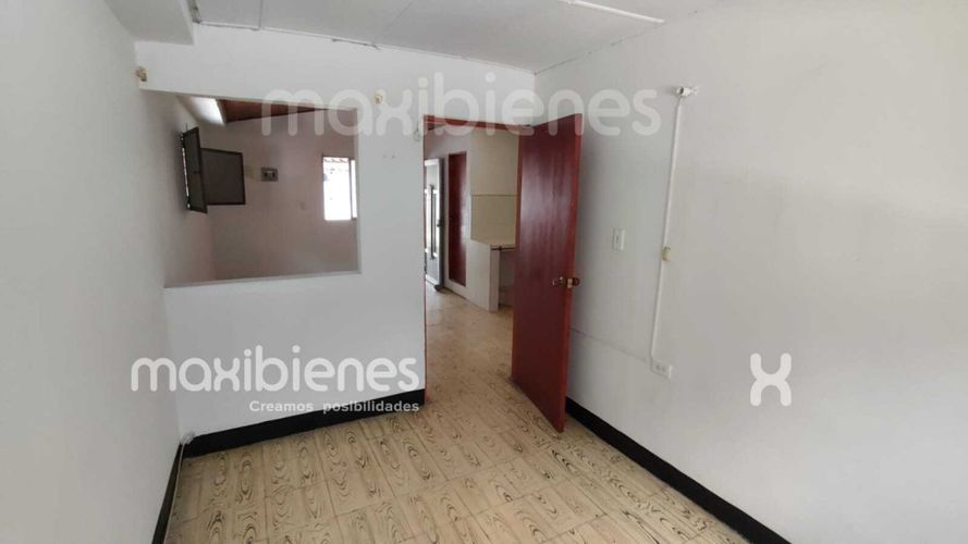 Apartamento de 1 alcoba en arriendo en La Chinita, Apartado, 50 m² · foto 9 de 10
