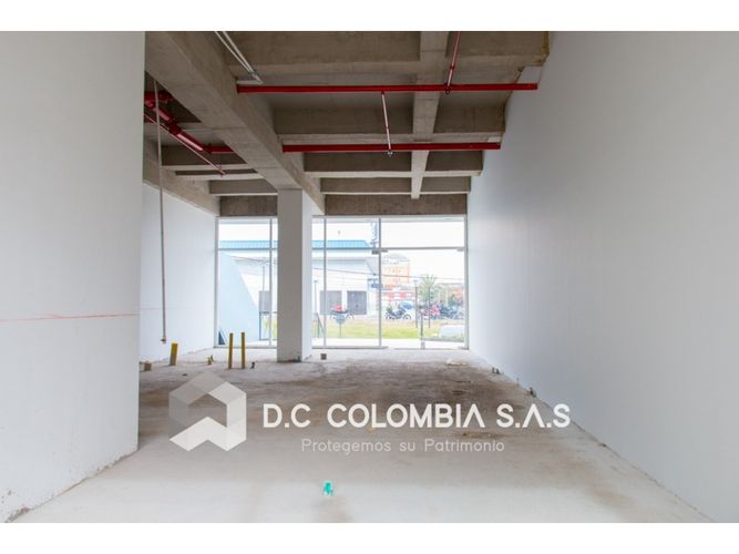 Local en venta en Cataluña, Chía, 76 m² · foto 3 de 5