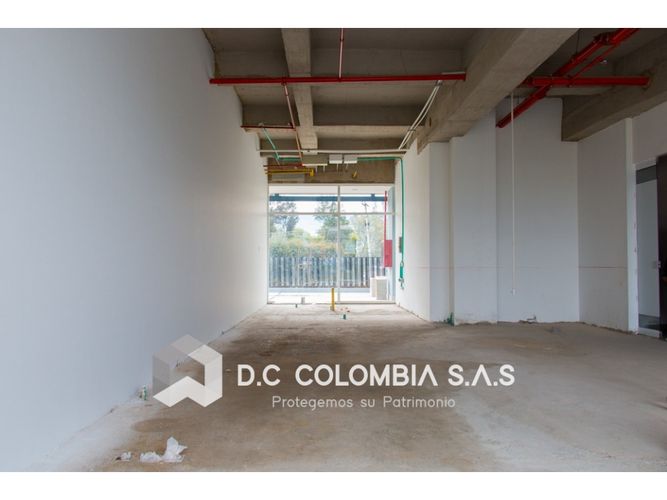 Local en venta en Cataluña, Chía, 76 m² · foto 4 de 5
