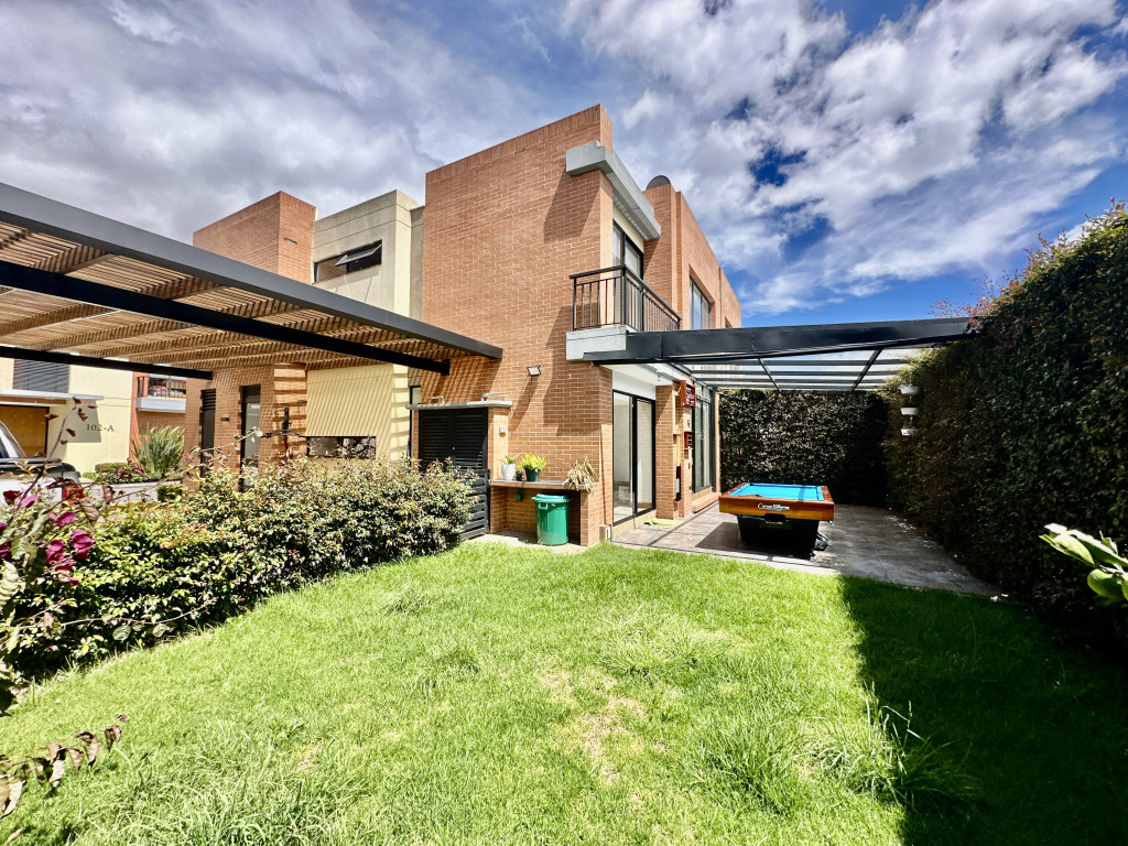 Casa en venta en Calahorra, Cajicá · foto 2 de 24