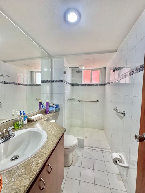 Apartamento en venta en Cedro Salazar, Bogotá · foto 14 de 24