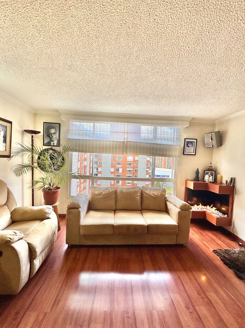 Apartamento en venta en Cedro Salazar, Bogotá · foto 8 de 24