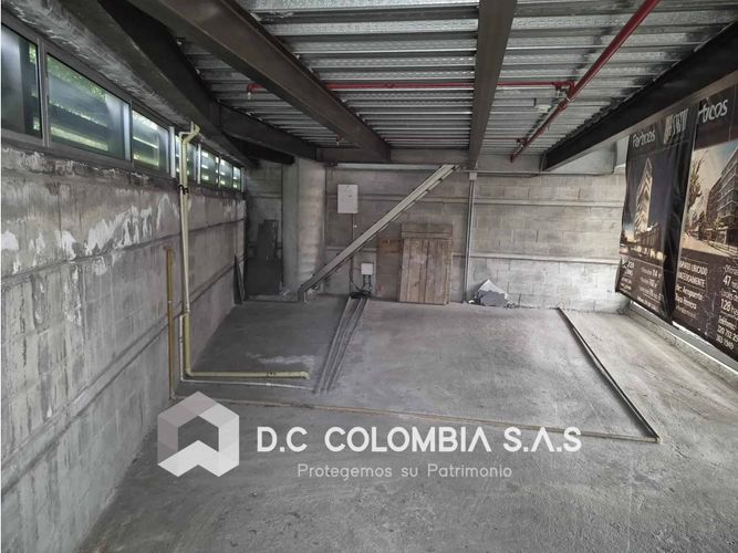 Local en venta en Loma Del Esmeraldal, Envigado, 84 m² · foto 6 de 9