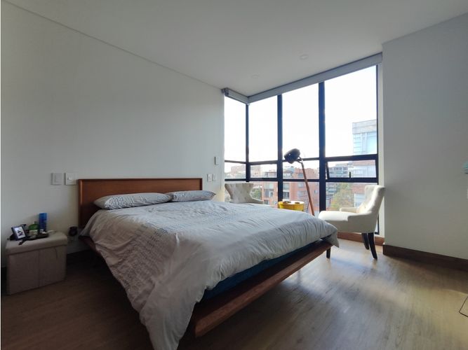 Apartamento de 2 alcobas en venta en Chico Norte, Bogotá, 67 m² · foto 12 de 24