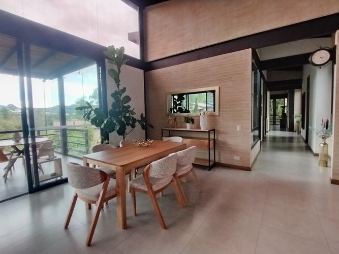 Casa de 4 alcobas en venta en Pantanillo, El Retiro, 308 m² · foto 4 de 24