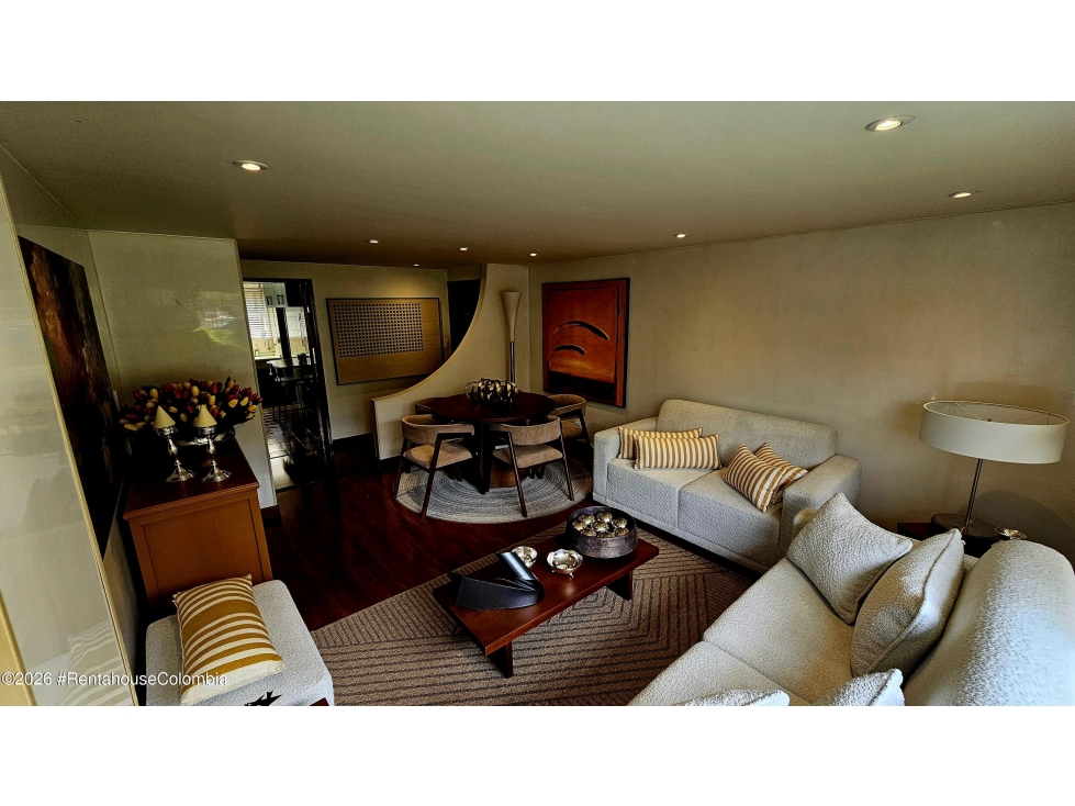 Apartamento en venta en Los Cedros, Bogotá · foto 2 de 18