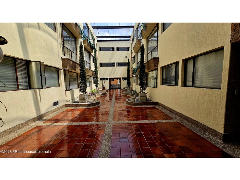 Apartamento en venta en Los Cedros, Bogotá · foto 4 de 18