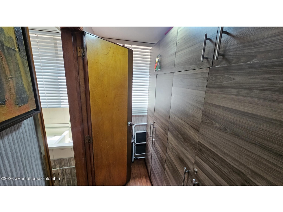 Apartamento en venta en Los Cedros, Bogotá · foto 7 de 18