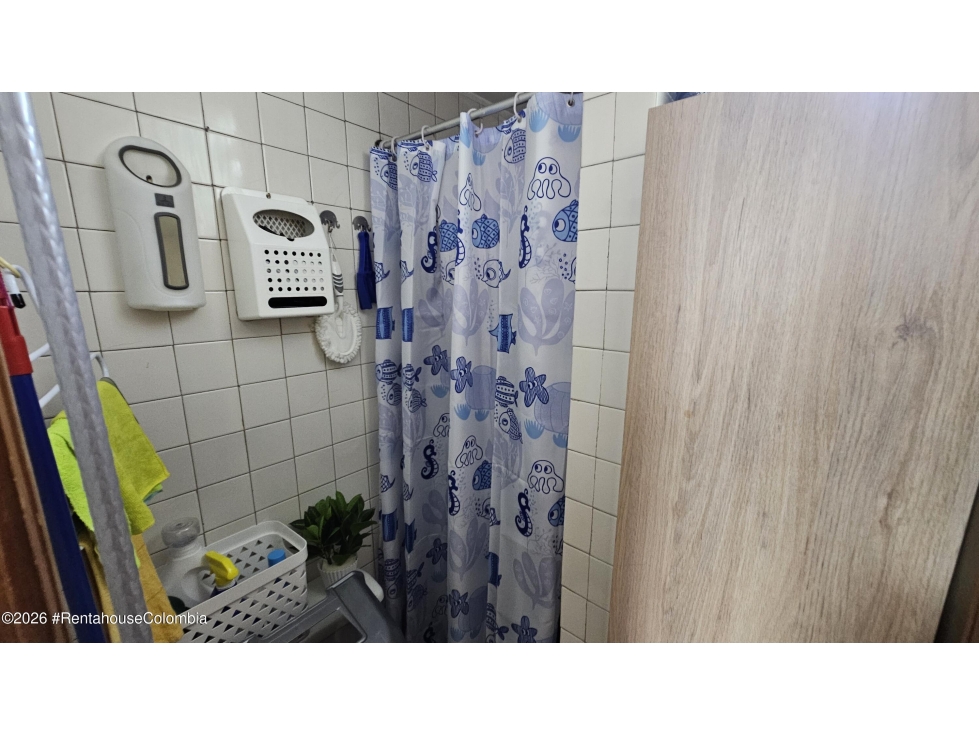 Apartamento en venta en Los Cedros, Bogotá · foto 9 de 18