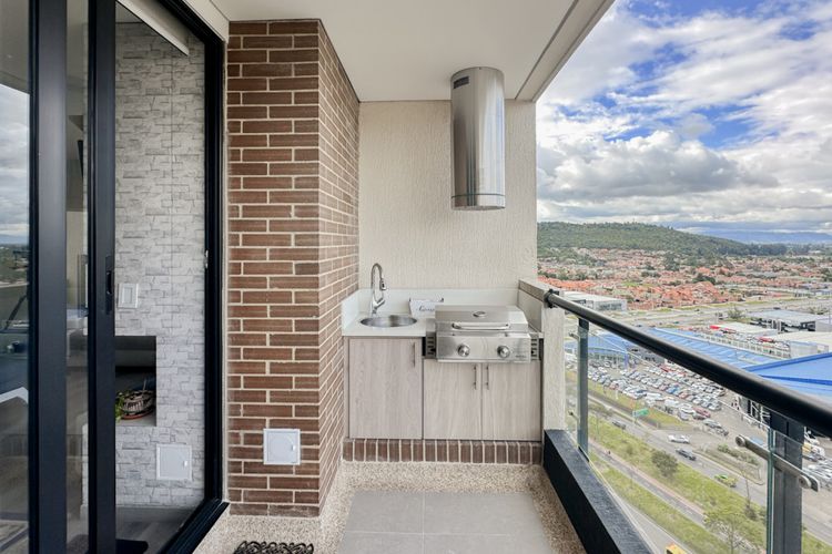 Apartamento de 3 alcobas en venta en San Jose De Bavaria, Bogotá, 96 m² · foto 7 de 24