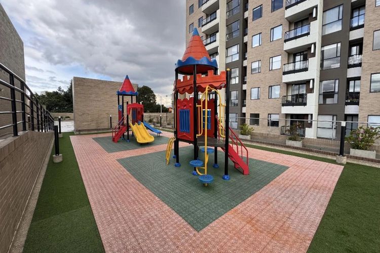 Apartamento de 3 alcobas en venta en San Jose De Bavaria, Bogotá, 96 m² · foto 24 de 24