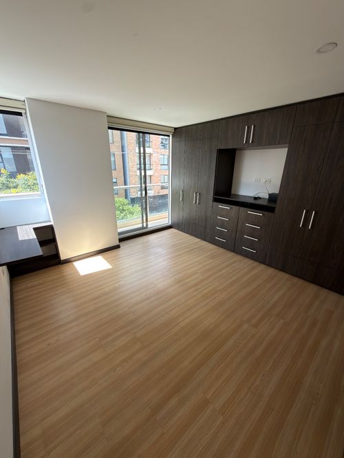 Apartamento de 3 alcobas en venta en Santa Barbara Oriental, Bogotá, 114 m² · foto 16 de 19