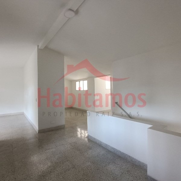 Casa en Arriendo en Florida nueva, Medellín