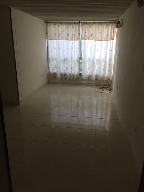 Apartamento en venta en Puente Del Comercio, Cali · foto 10 de 20