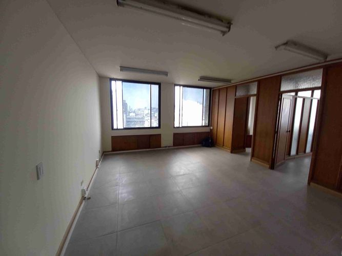 Oficina en arriendo en El Centro, Manizales, 45 m² · foto 2 de 13