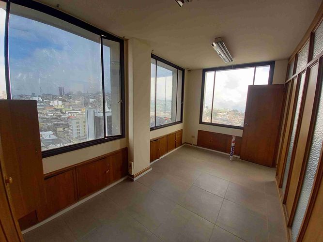 Oficina en arriendo en El Centro, Manizales, 45 m² · foto 11 de 13