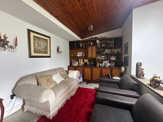 Casa de 4 alcobas en venta en Cr. El Bulevar Del Coliseo, Armenia, 400 m² · foto 8 de 24