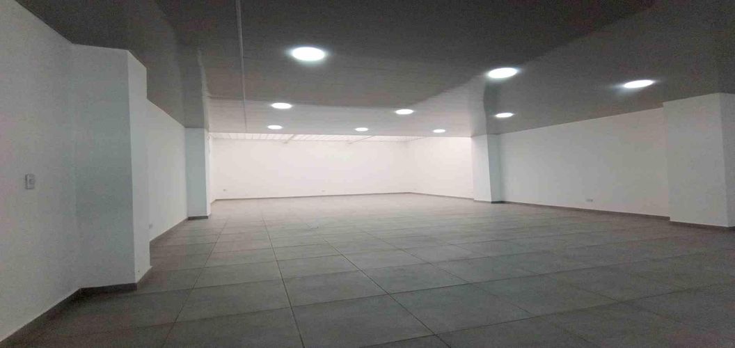 Local en arriendo en El Centro, Manizales, 200 m² · foto 18 de 24