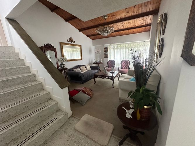 Casa de 4 alcobas en venta en Cr. El Bulevar Del Coliseo, Armenia, 400 m² · foto 19 de 24