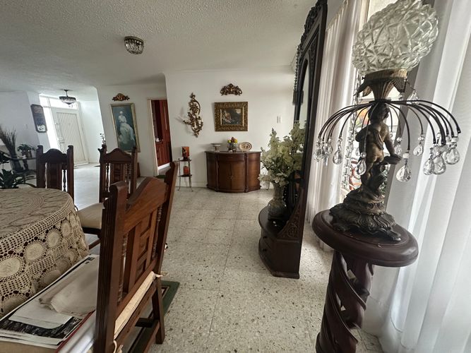 Casa de 4 alcobas en venta en Cr. El Bulevar Del Coliseo, Armenia, 400 m² · foto 24 de 24