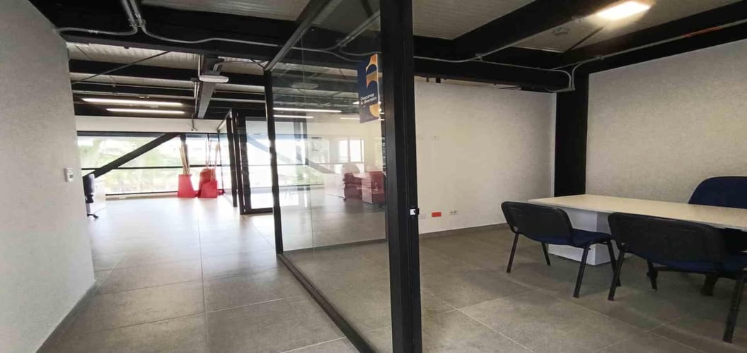 Local en arriendo en Versalles, Manizales, 233 m² · foto 12 de 21