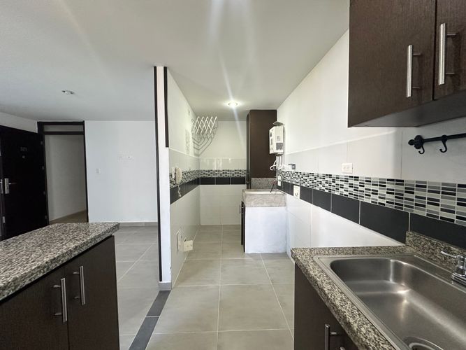Apartamento de 2 alcobas en venta en Cr. La Primavera, Armenia, 58 m² · foto 9 de 24