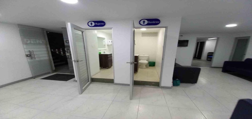 Oficina en arriendo en El Centro, Manizales, 216 m² · foto 3 de 24