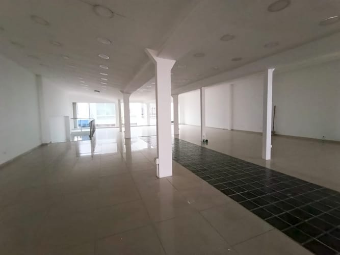 Local en arriendo en El Centro, Manizales, 294 m² · foto 3 de 20