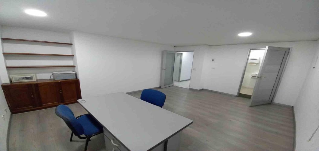 Oficina en arriendo en El Centro, Manizales, 216 m² · foto 6 de 24