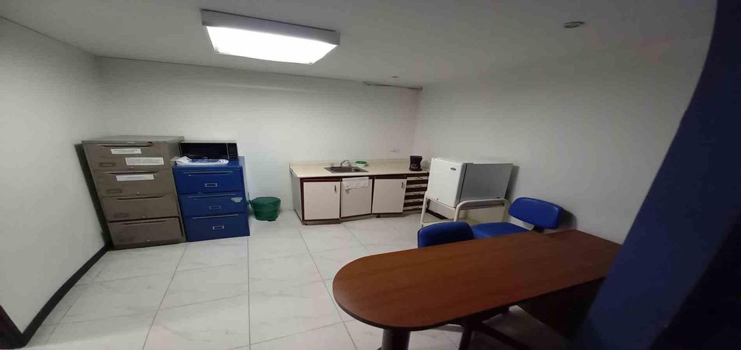 Oficina en arriendo en El Centro, Manizales, 216 m² · foto 14 de 24