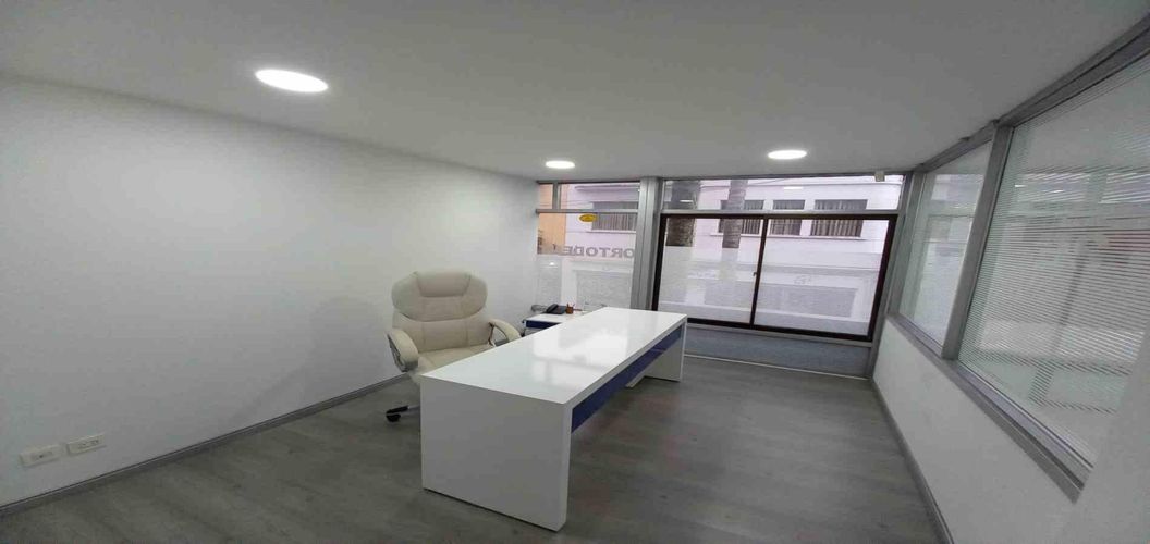 Oficina en arriendo en El Centro, Manizales, 216 m² · foto 24 de 24