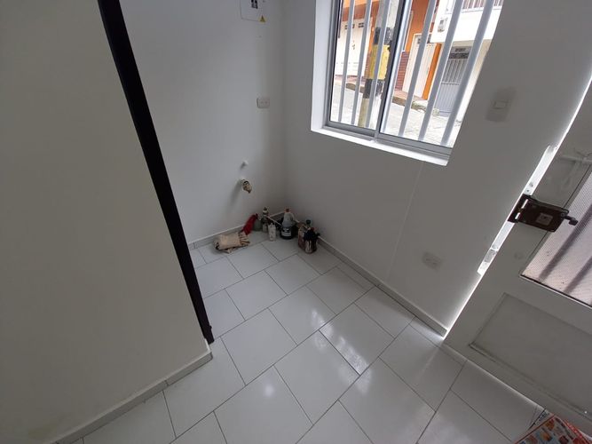 Local en arriendo en La Carola, Manizales, 7 m² · foto 11 de 15