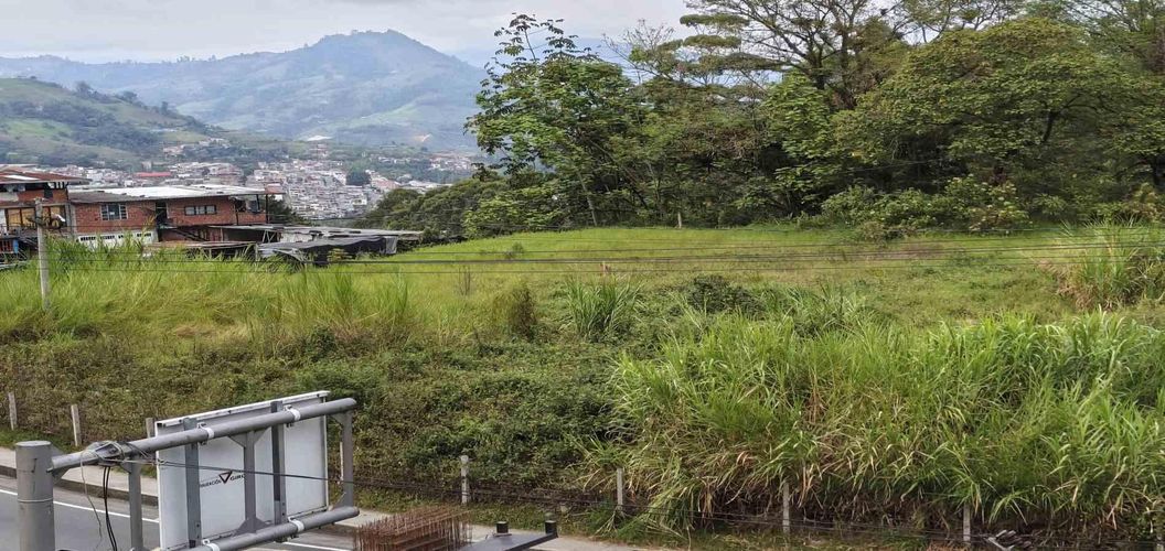 Lote en venta en Avenida Santander, Manizales · foto 11 de 19