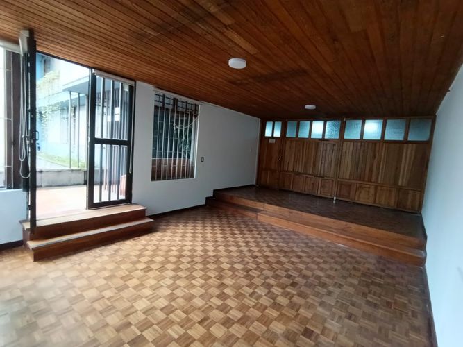 Local en arriendo en Versalles, Manizales, 30 m² · foto 10 de 12